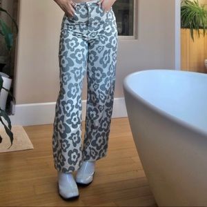 Daisy Print Pants